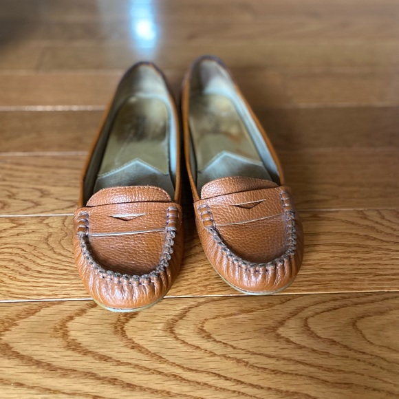 Preowned MK 7.5 women’s loafers - Picture 1 of 6